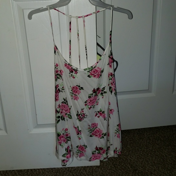 Floral Top - Picture 2 of 3